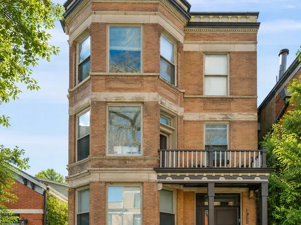 1952 N Seminary Ave APT 1F, Chicago, IL 60614