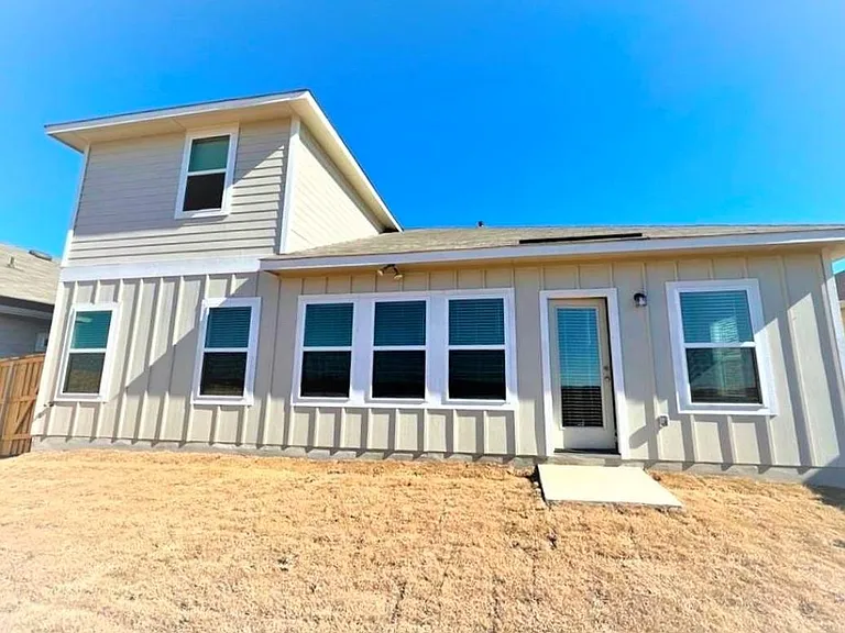 2771 Winding Creek Rd — Photo 18