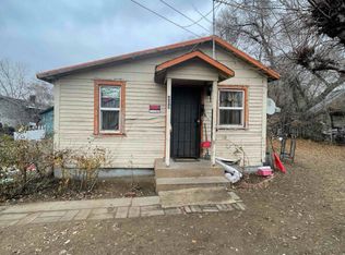 409 E Erickson Ln, Yakima, WA 98901