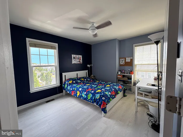 23595 Kingsdale Ter — Photo 28