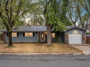 455 Lee Town Dr, Pea Ridge, AR 72751