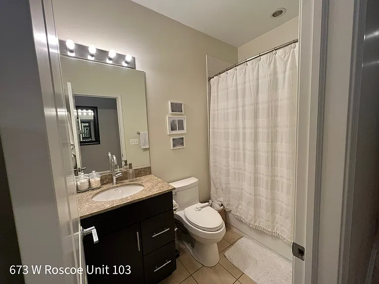 673 W. Roscoe St. — Photo 12