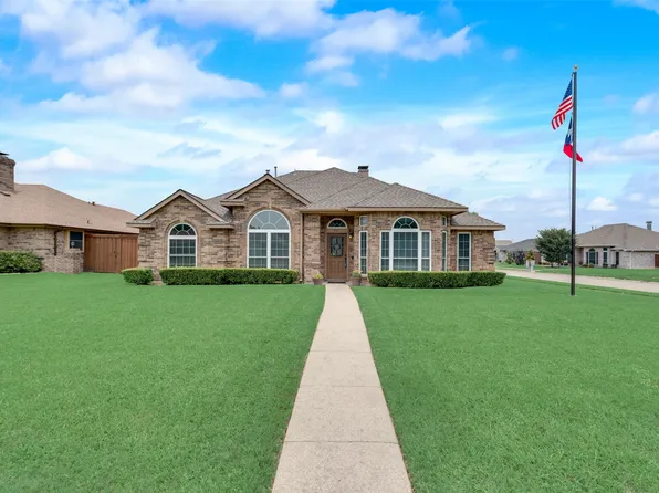 811 Lovern St, Cedar Hill, TX 75104