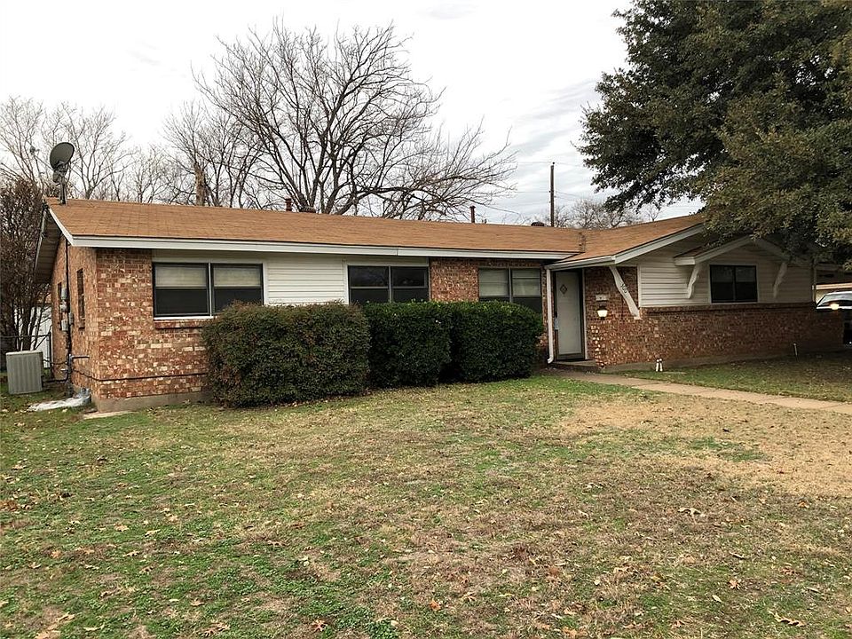 1st image of 300 Thompson Dr
