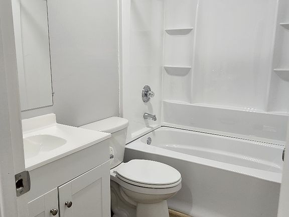 3rd image of 1215 N Monroe St #1215B