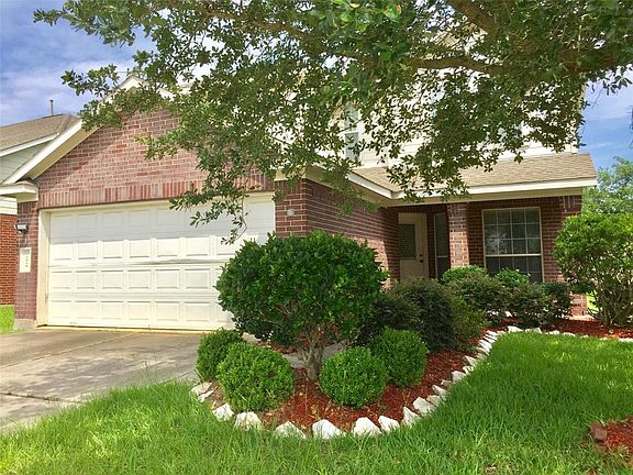 2nd image of 16019 Makayla Dr
