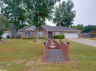 1030 Southhills Dr, Cabot, AR 72023