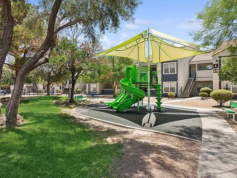 Monterra — Photo 21
