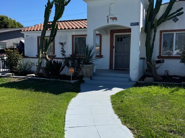 2940 Live Oak St, Walnut Park, CA 90255