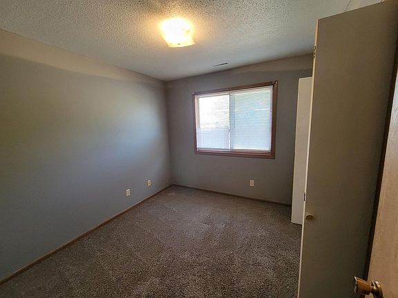 5th image of 3211 12th Ave #G