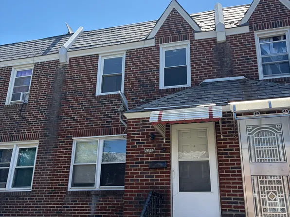7051 Kindred St, Philadelphia, PA 19149