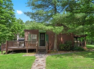 13108 S Sheckells Cemetery Ln, Alton, IN 47137