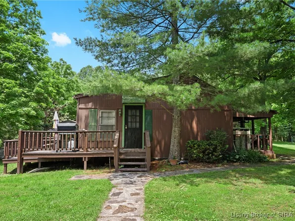 13108 S Sheckells Cemetery Lane, Alton, IN 47137