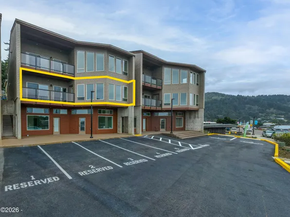 470 Highway 101 N #102, Yachats, OR 97498
