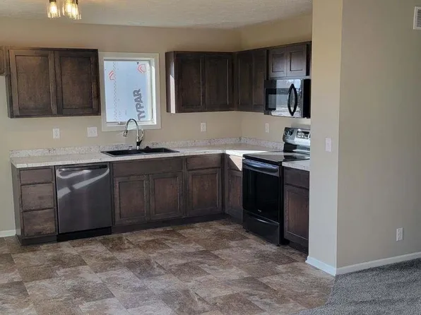 2300 NW 57th St, Lincoln, NE 68524