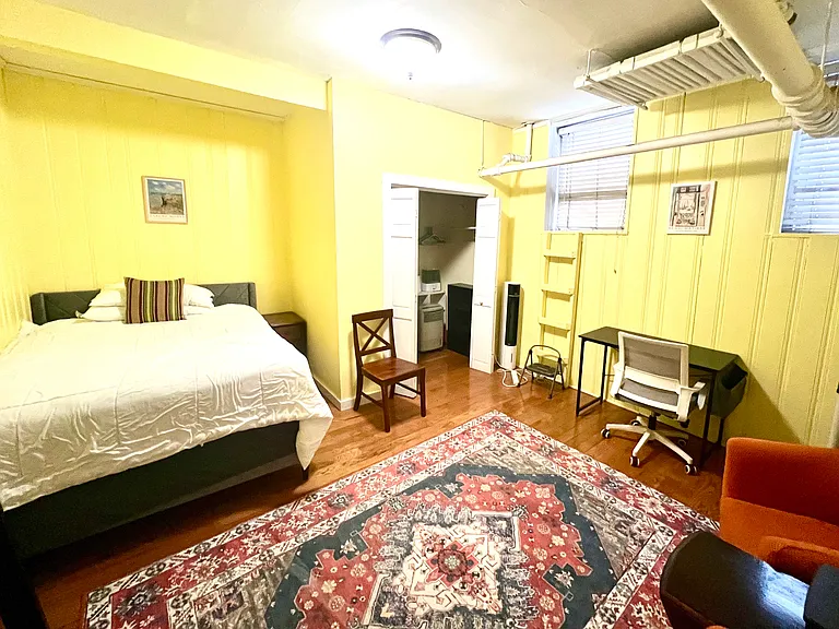 22 Concord Ave #F — Photo 2