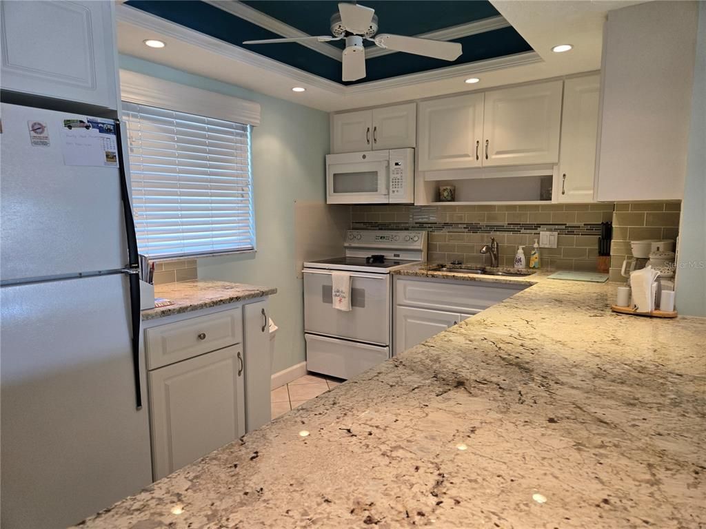1215 S Portofino Dr Unit 107, Sarasota, FL - View 4