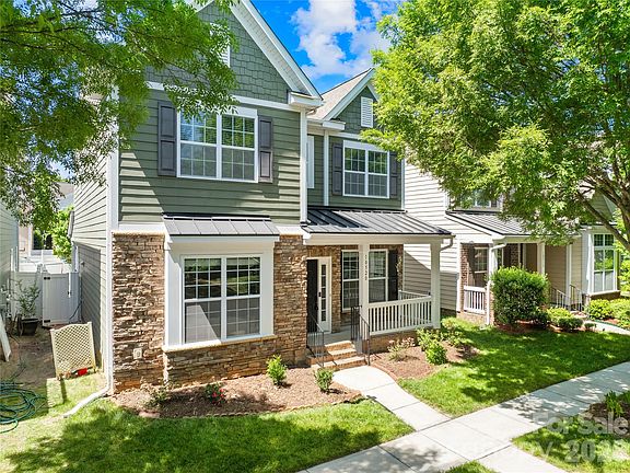4th image of 10520 Royal Winchester Dr