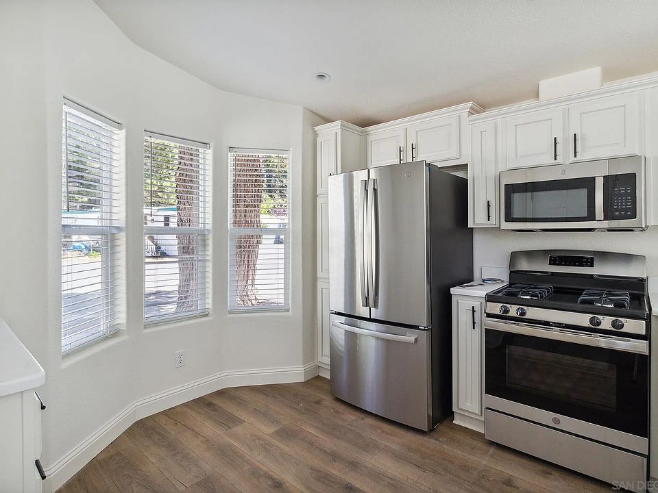 1st image of 22899 Byron Rd #81