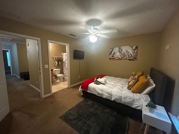4th image of 1417 Pullen Rd APT 102