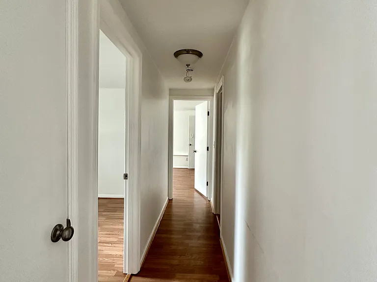 1645 Arlyn Cir #A — Photo 12