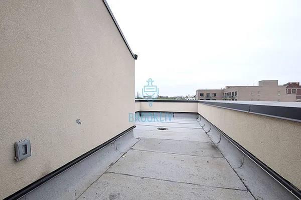 Rented by null | media 36