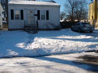 1530 Elizabeth Ave, North Chicago, IL 60064