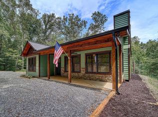 106 Fightingtown Crk, McCaysville, GA 30555