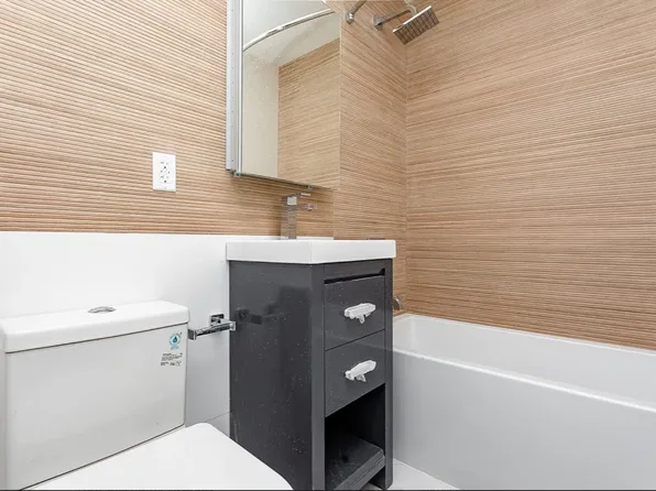 319 Malcolm X Boulevard image 6 of 8