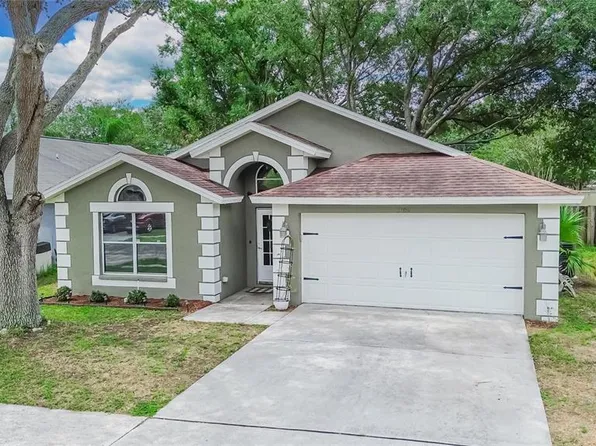 1809 Erin Brooke Dr, Valrico, FL 33594
