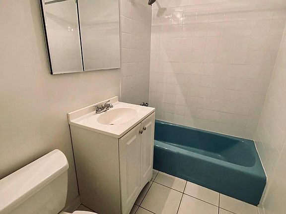 2nd image of 429 Westchester Ave #4B