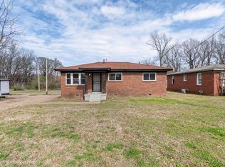 74 W Falls Rd, Memphis, TN 38109