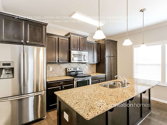 5th image of 14230 Lake Crossing Dr