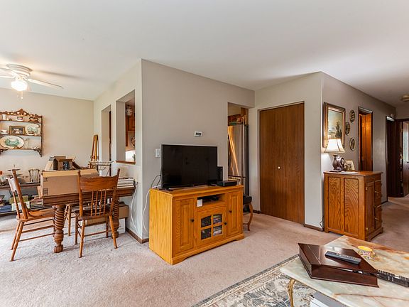 5th image of 1233 S Williams St APT 2
