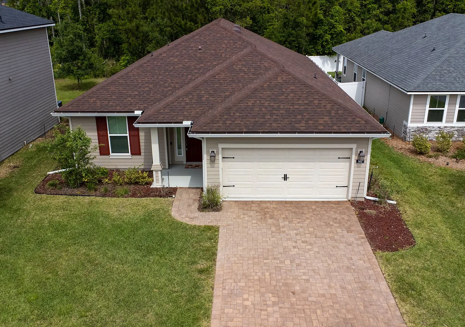 3/2 Treaty Oaks Home for Rent — Photo 1
