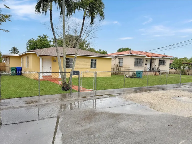 111 SW 67th Ct — Photo 12