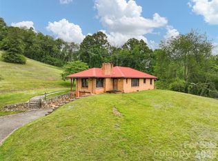 21 Beaverdam Rd, Canton, NC 28716