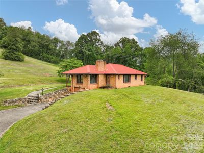 21 Beaverdam Rd, Canton, NC, 28716
