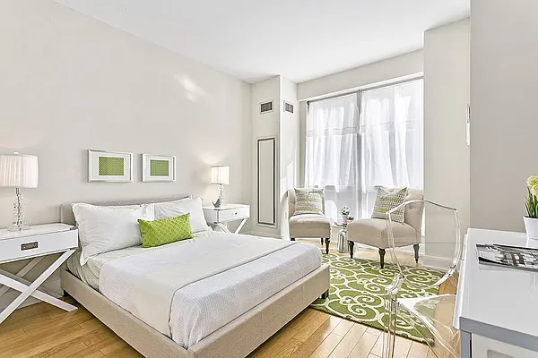 Sold by Corcoran | media 3