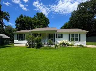 460 W Skelton St, Fayetteville, AR 72701