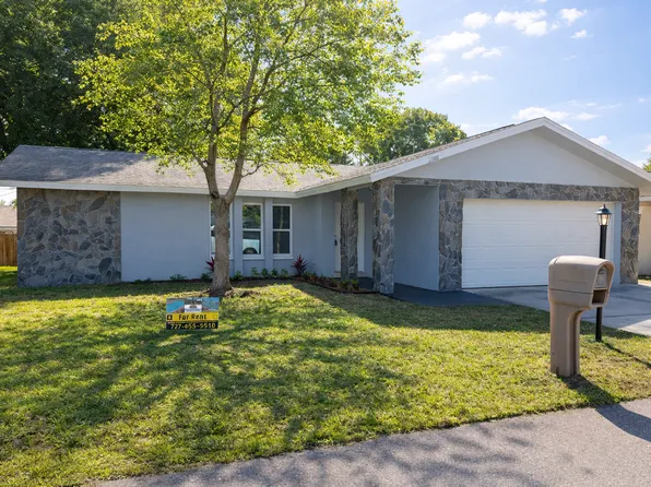 10489 113th St N, Largo, FL 33778