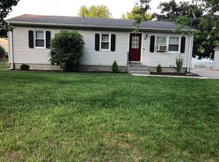 11 Holly Hill Rd, Springfield, MA 01119
