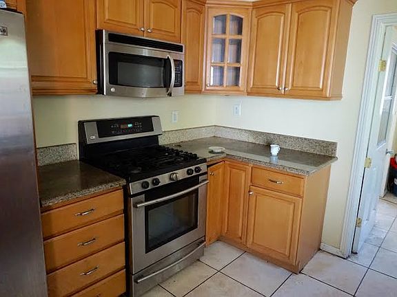 3rd image of 4517 S Mullen Ave