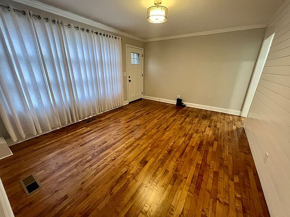 5th image of 2216 W 6th Ave