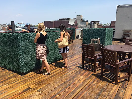 Rented by Cyberapts Management | media 75