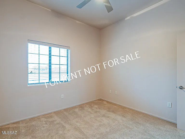 2010 E River Rd #203 — Photo 21