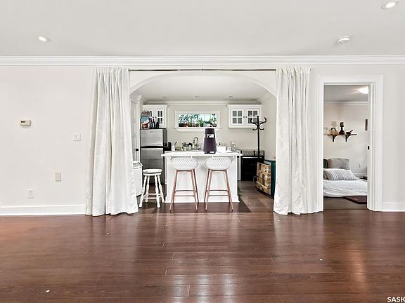 5th image of 2216 Lorne STREET
