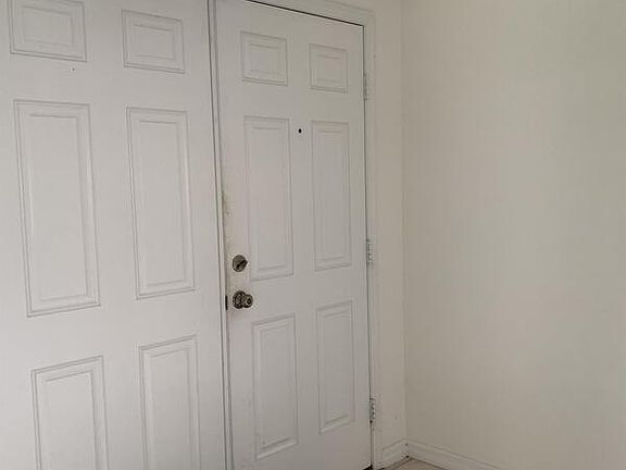 2nd image of 3961 Shawn Cir