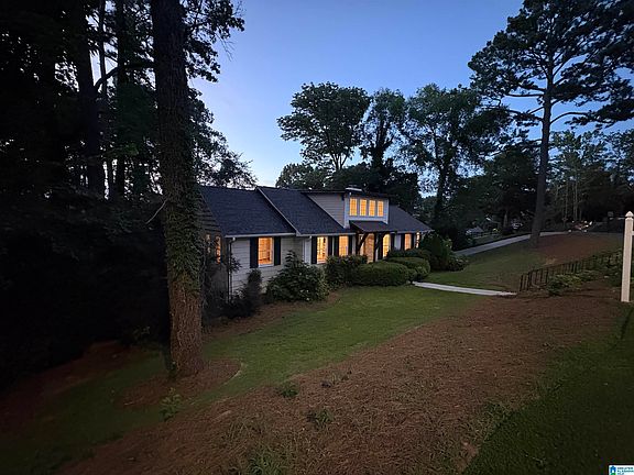 5th image of 1624 Ridge Rd