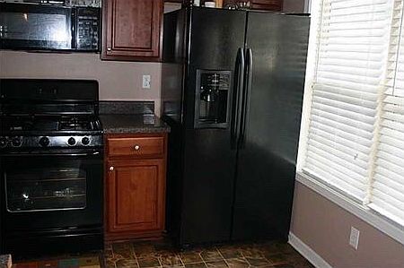 3rd image of 26 Burns View Ct